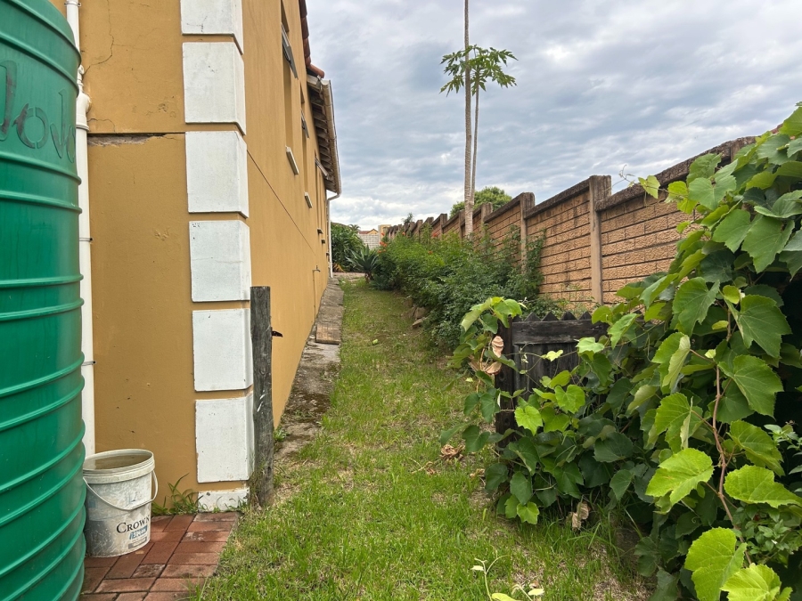 5 Bedroom Property for Sale in Beacon Bay North Eastern Cape